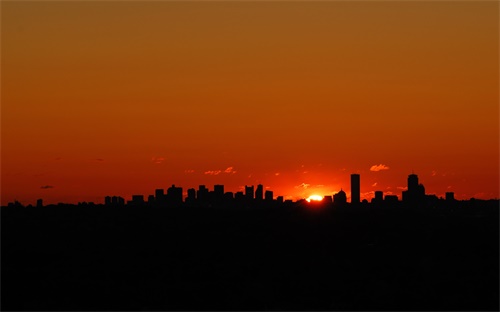 郭震威，广东全员人口信息系统是在什么地方